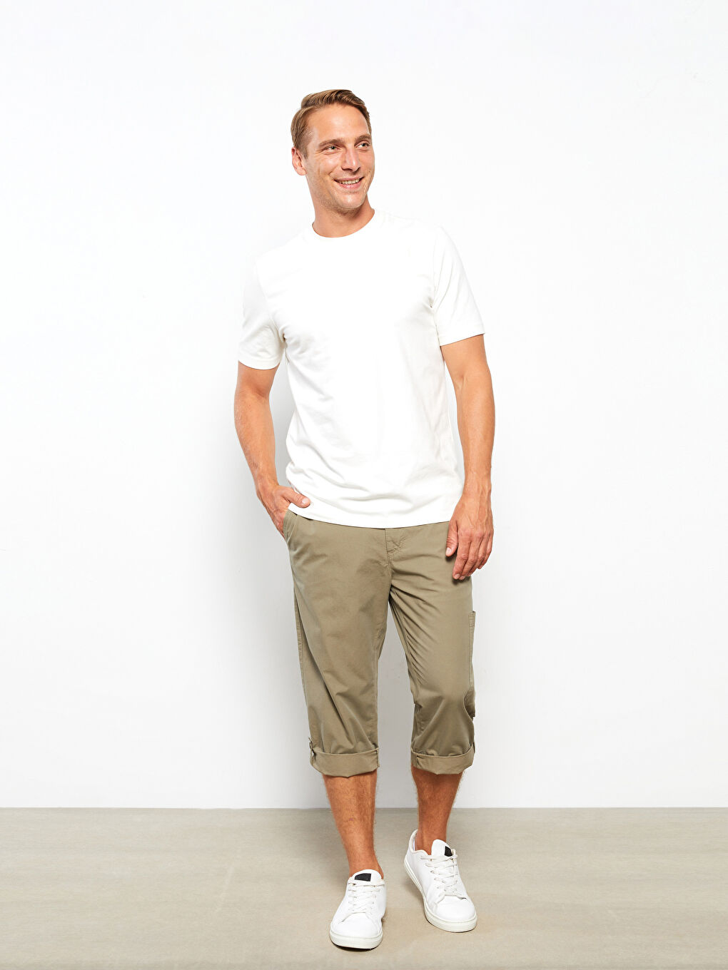 Haki Geniş Kalıp Kanvas Erkek Roller Şort-1