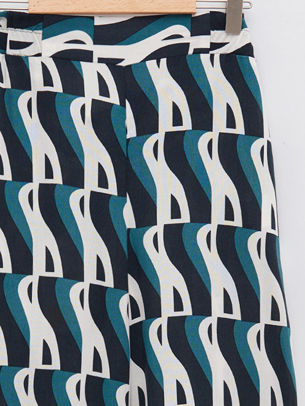 Elastic Waist Patterned Viscose Women Trousers-8