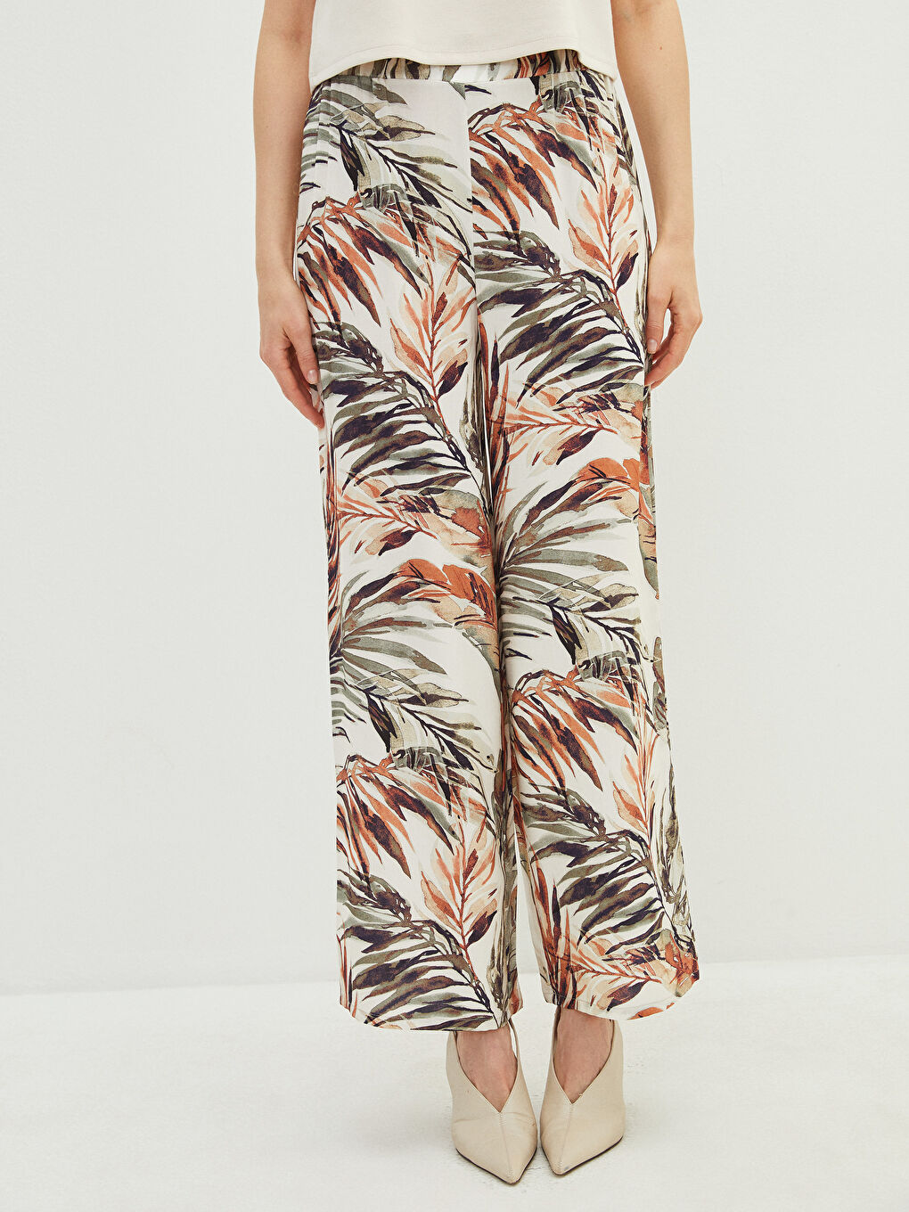 بنطلون للسيدات فيسكوز بخصر مطاطي مُزهر-1