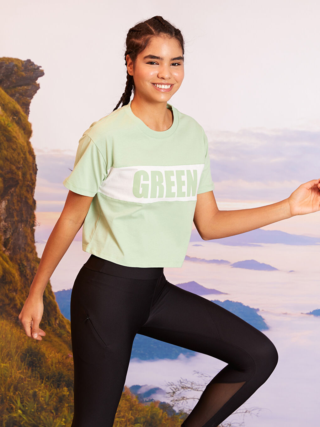 Yeşil Bisiklet Yaka Yazı Baskılı Kısa Kollu Pamuklu Kadın Tişört-1