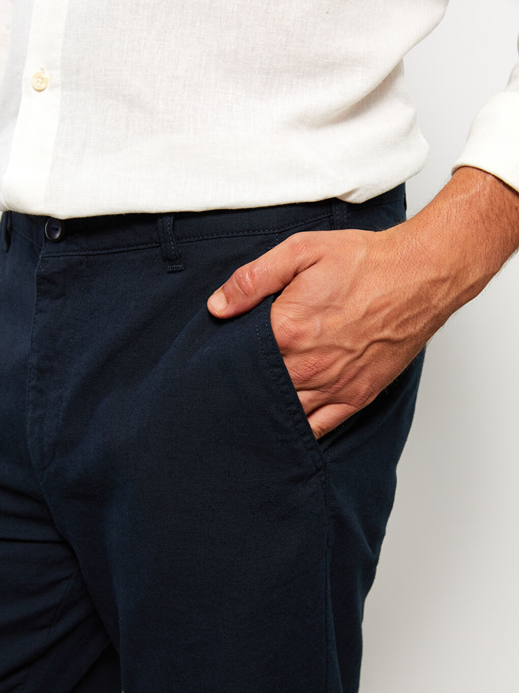 بنطلون تشينو واسع للرجال-3