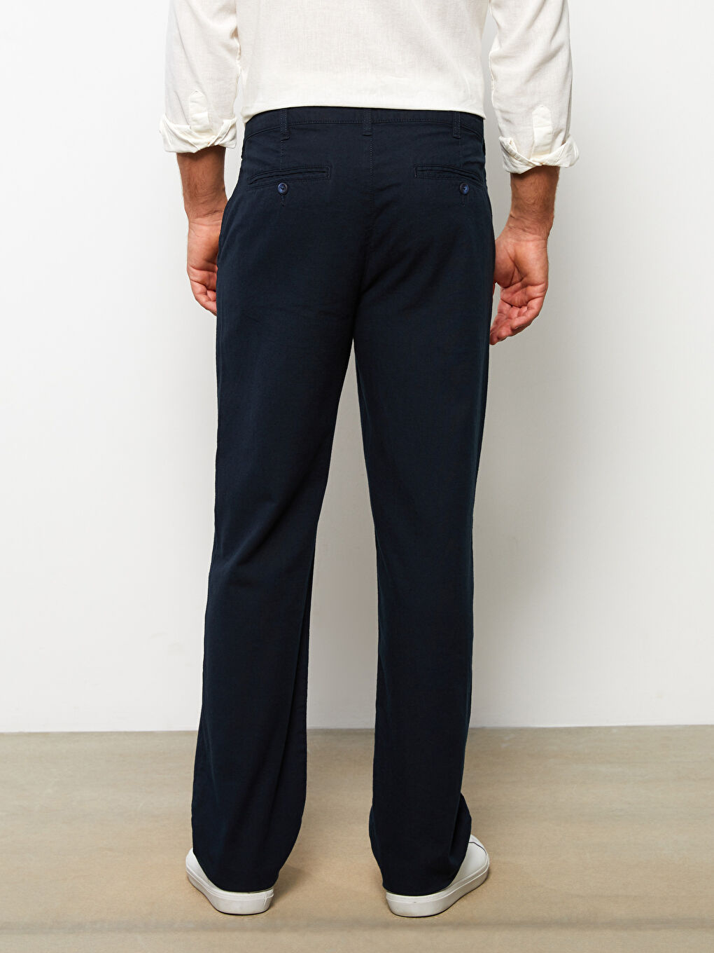 بنطلون تشينو واسع للرجال-4