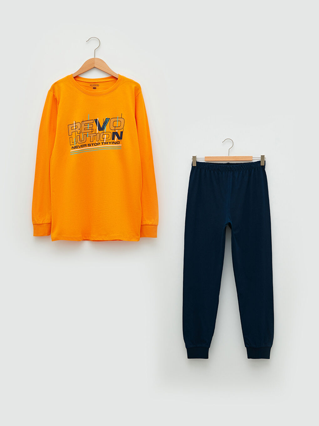 Crew Neck Printed Long Sleeve Boys' Pyjama Set