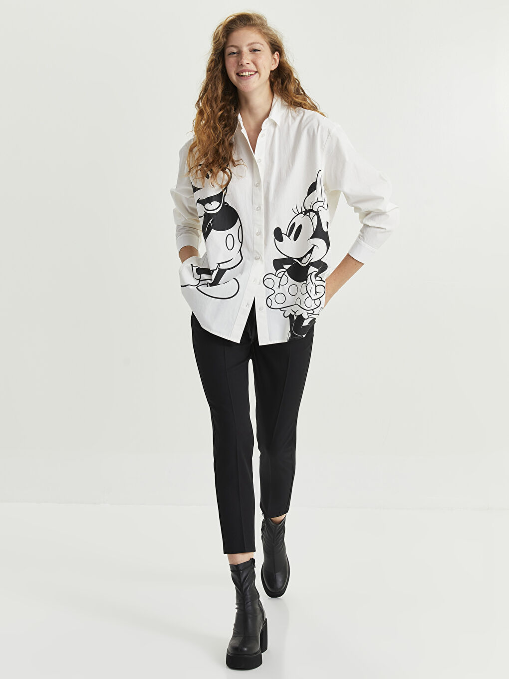 Cămașă pentru Femei din Poplin cu Închidere Frontală cu Nasturi, Imprimată cu Mickey Mouse, Mânecă Lungă-3