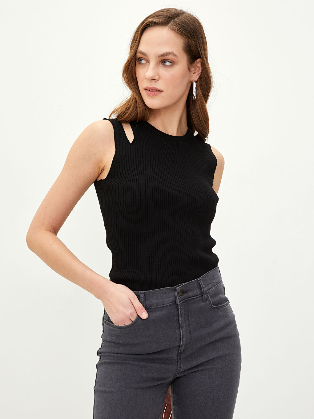 Pull-over Sans Manches Col Rond Tricot Svelte