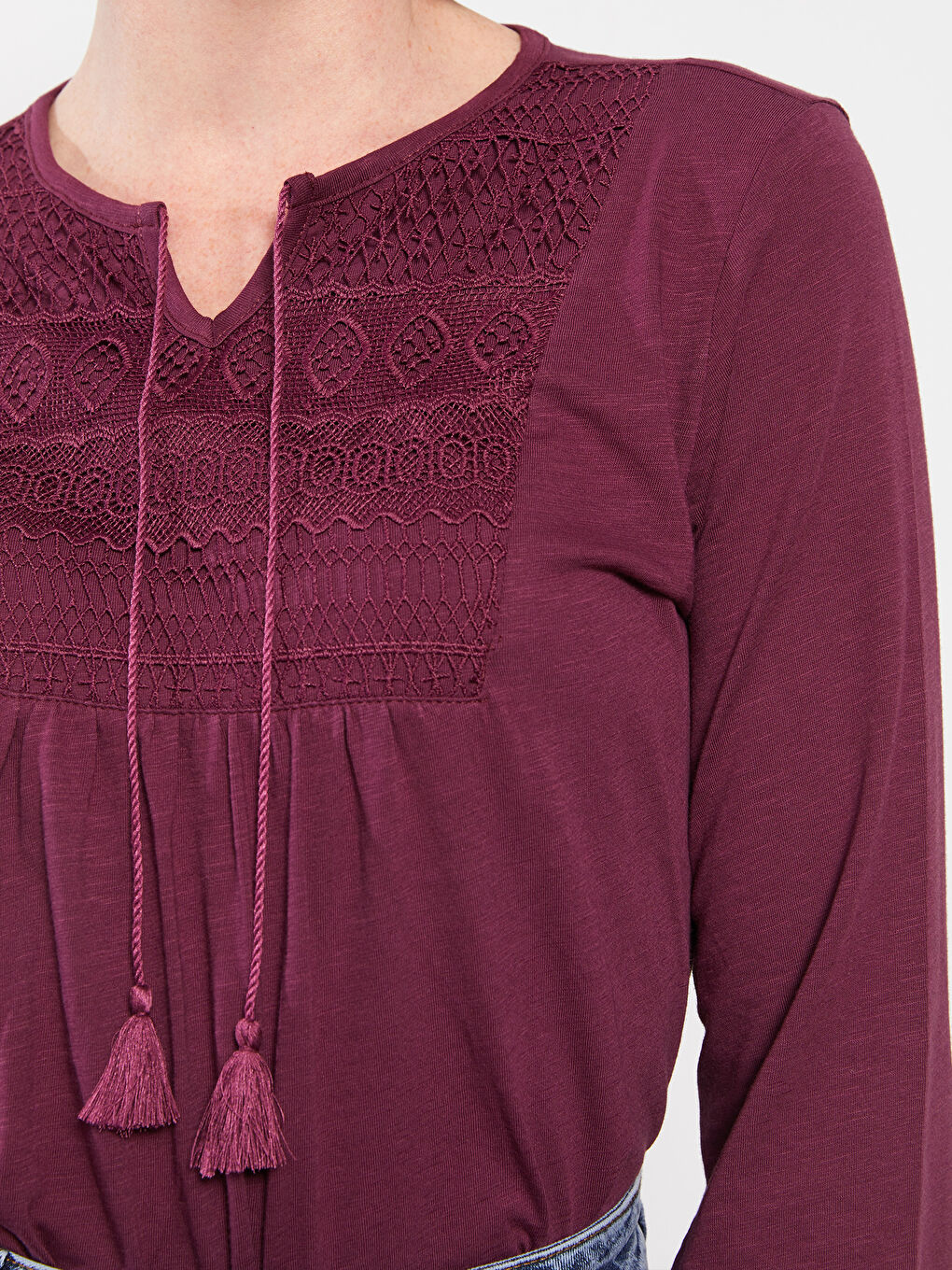 Mürdüm Bağlamalı Yaka Nakışlı Uzun Kollu Pamuklu Kadın Tişört-3