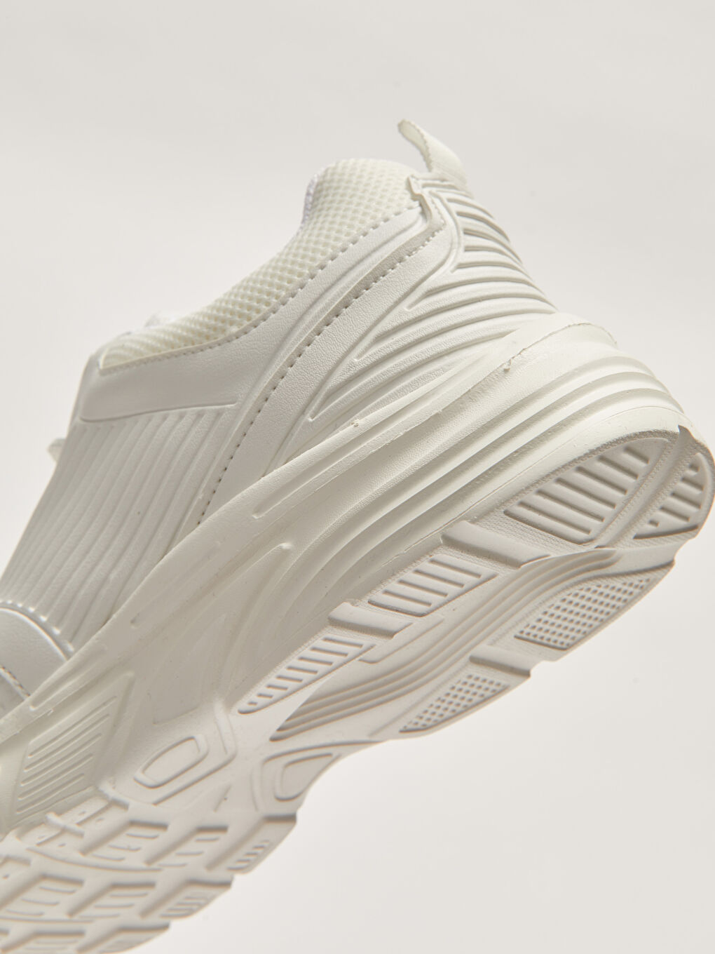 Beyaz Bağcıklı Kalın Taban Erkek Spor Ayakkabı-3