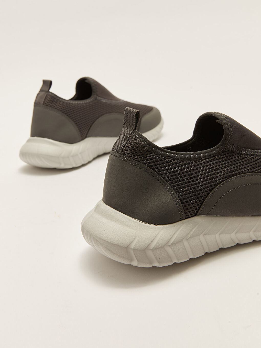 Chaussures de Sport Actives pour Hommes avec Détails en Mesh-4