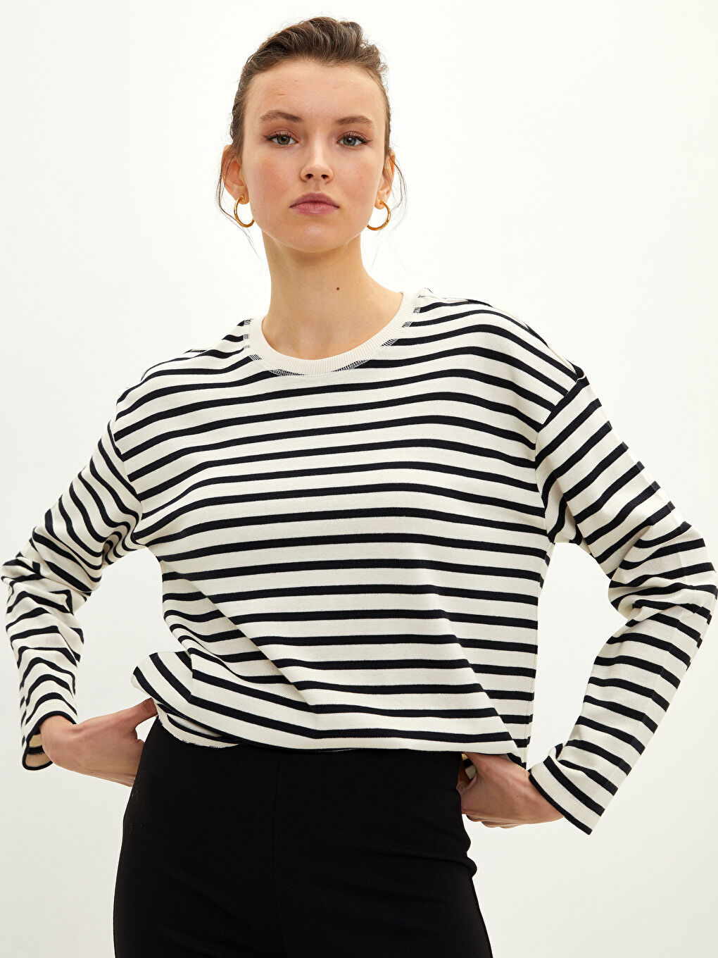 Crew Neck Striped Long Sleeve Cotton Women's T-shirt-1