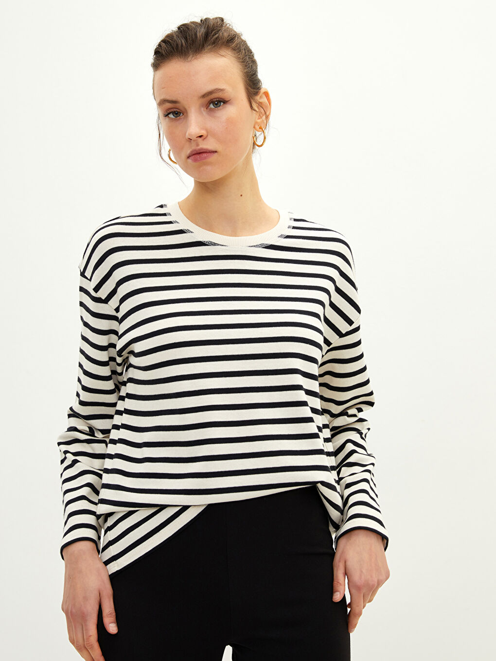 Crew Neck Striped Long Sleeve Cotton Women's T-shirt-2