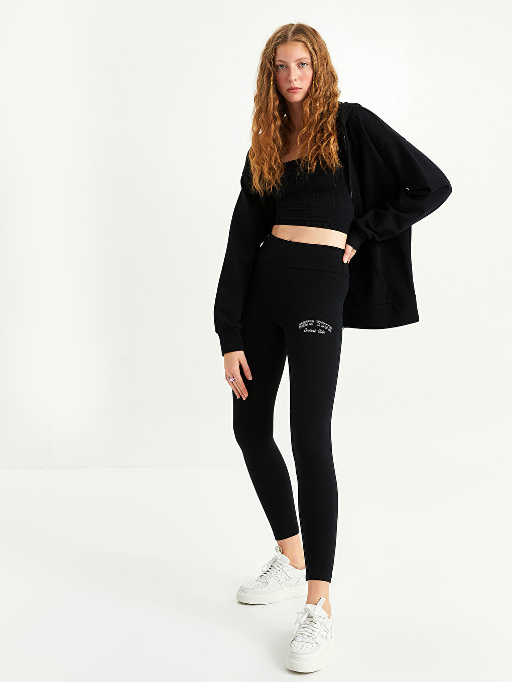 Siyah Beli Lastikli Yazı Baskılı Kadın Tayt-3