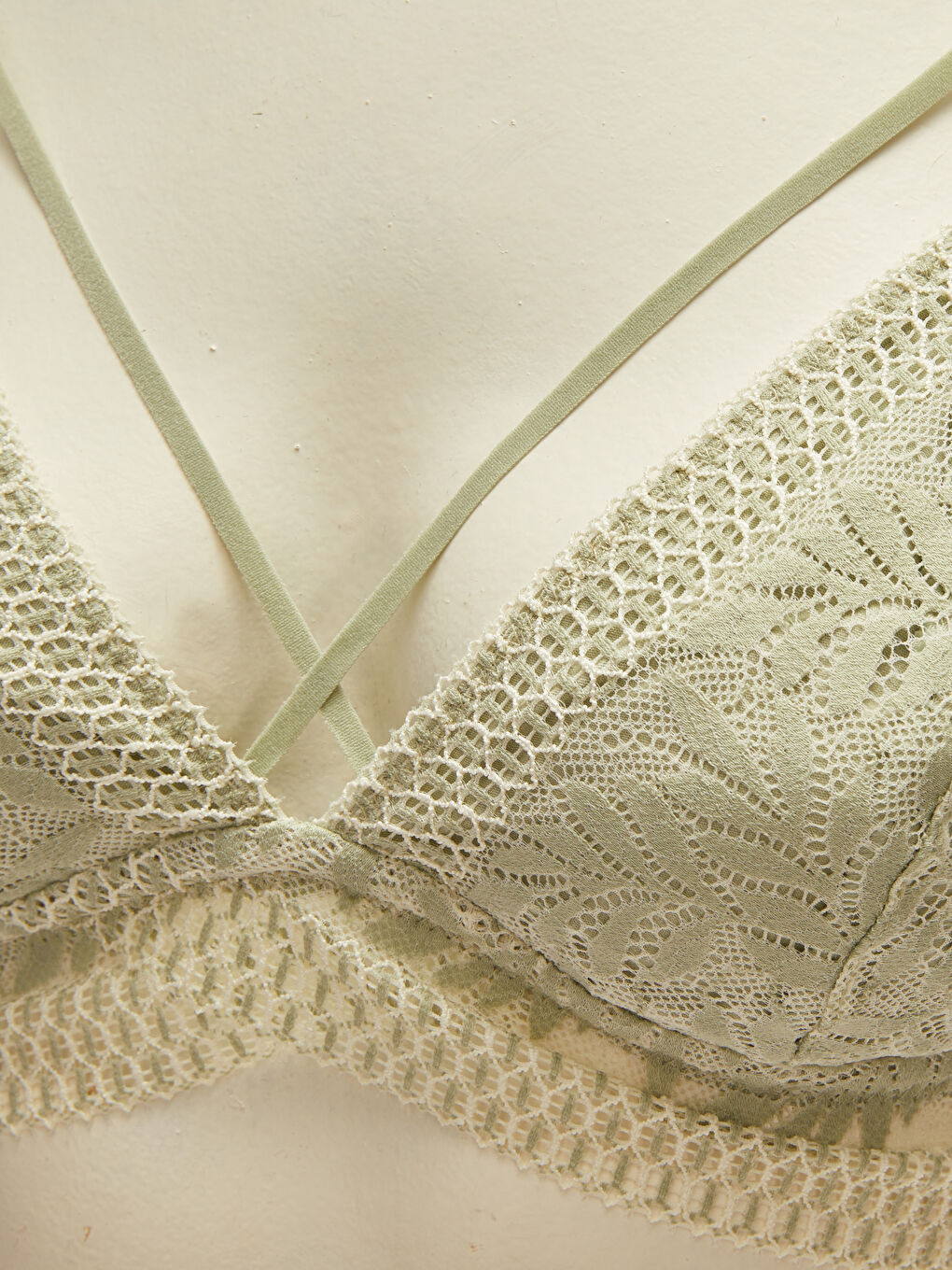 LCW DREAM Yeşil Balensiz Dolgusuz Dantelli Bralet - 2