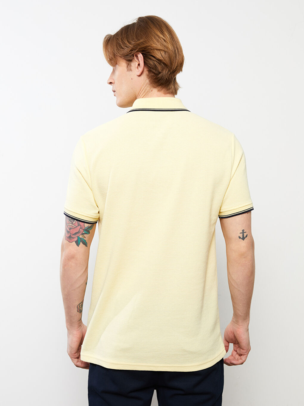 تيشيرت ياقة بولو كم قصير للرجال-4