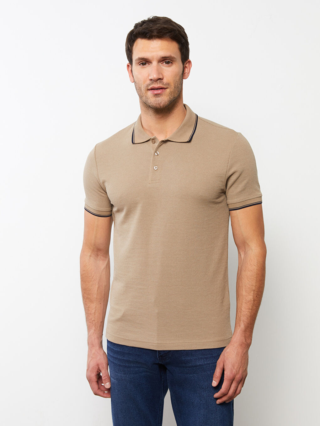 تيشيرت ياقة بولو كم قصير للرجال-1