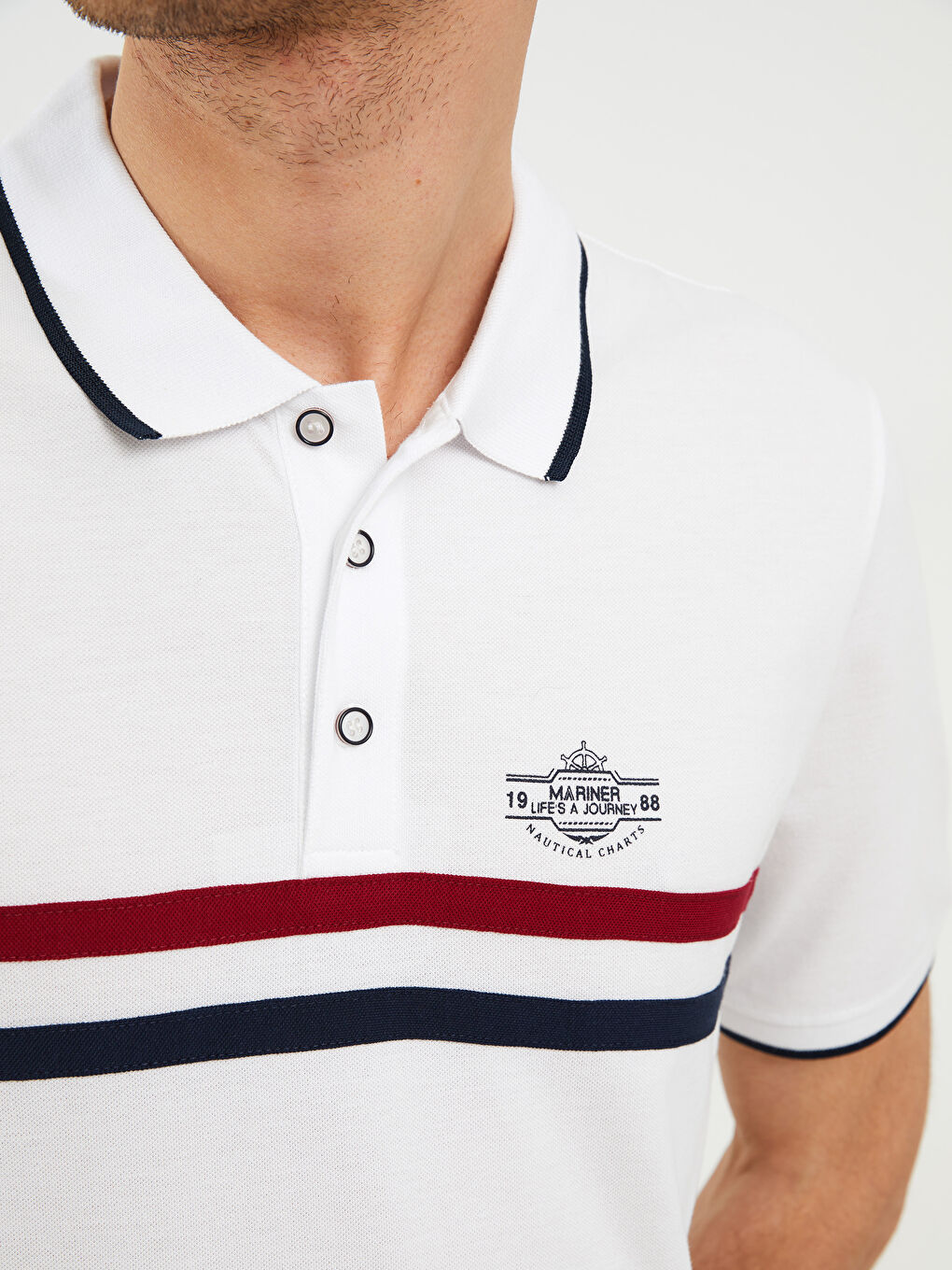 Ерлерге арналған жолақты пике қысқа жең поло жағалы футболка-3