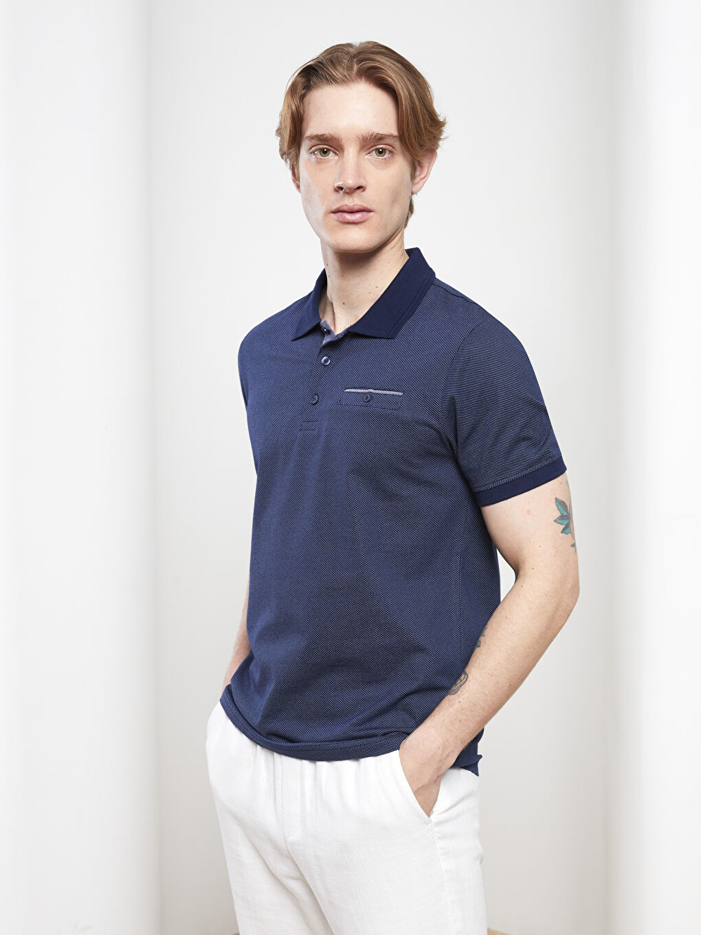 تيشيرت ياقة بولو كم قصير للرجال-1