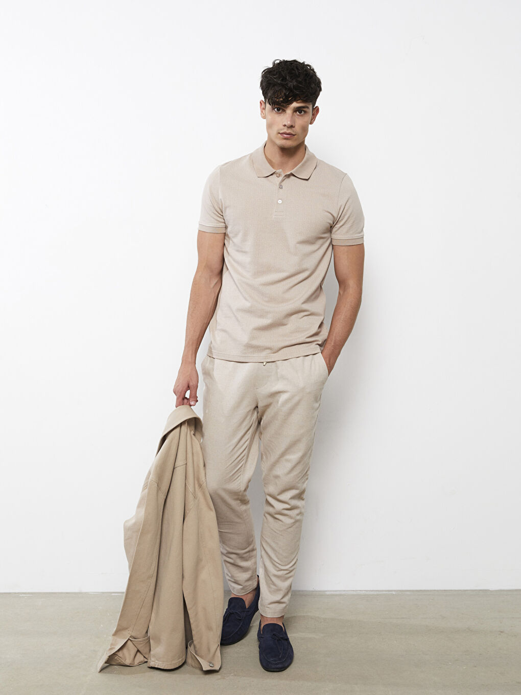 Bej Polo Yaka Kısa Kollu Desenli Erkek Tişört-1