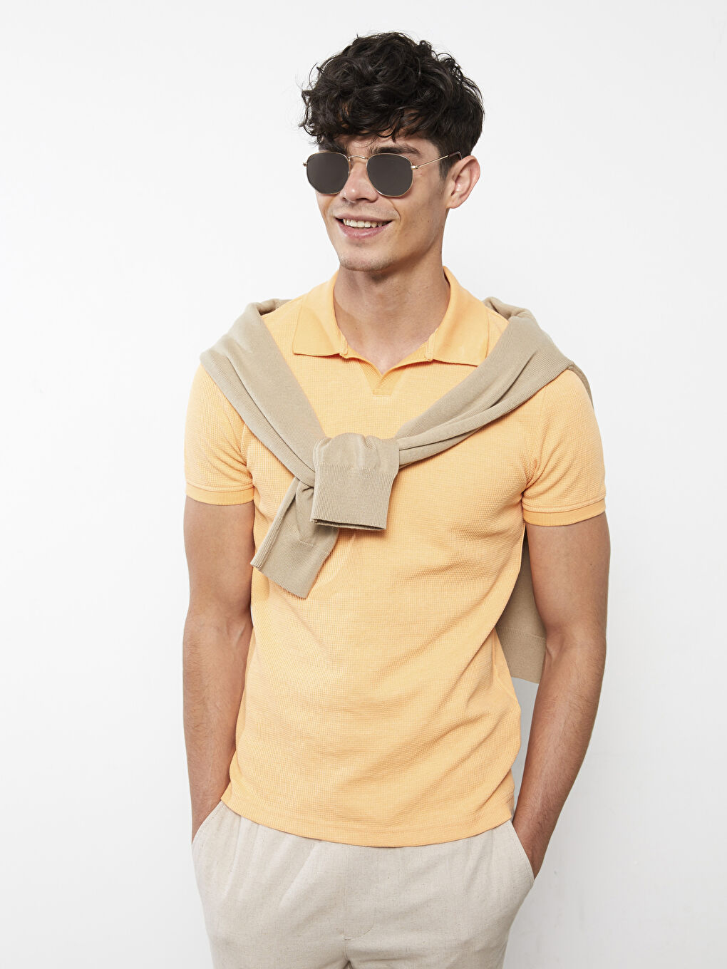 تيشيرت ياقة بولو كم قصير للرجال-1