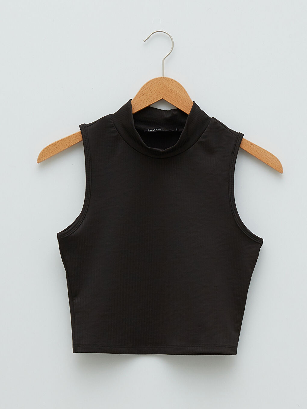 Straight Collar Sleeveless Crop Women's T-Shirt-5