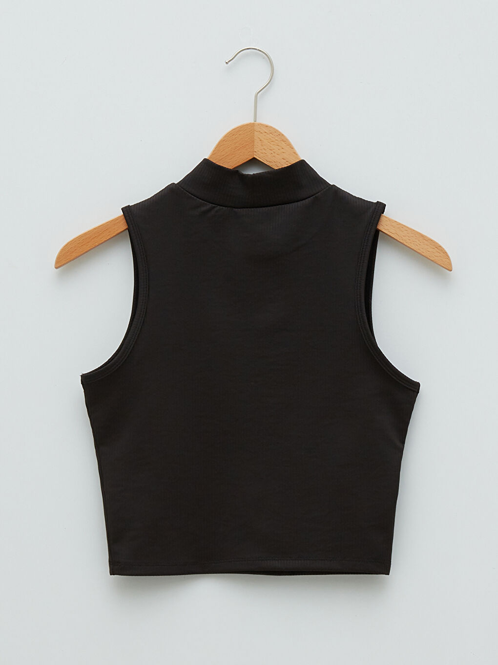Straight Collar Sleeveless Crop Women's T-Shirt-6