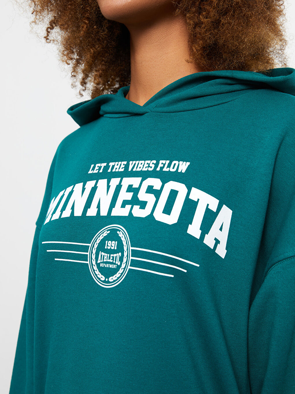 Yeşil Kapüşonlu Baskılı Uzun Kollu Kadın Elbise-3