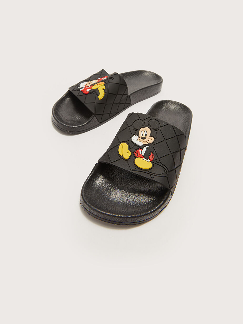 LCW STEPS Minnie Mouse Licensed Single Band Women's Slippers -S2DK57Z8-HUC