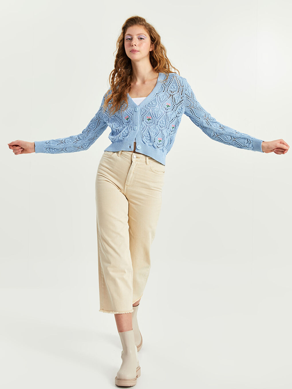 Mavi V Yaka Nakışlı Uzun Kollu Kadın Triko Hırka-2