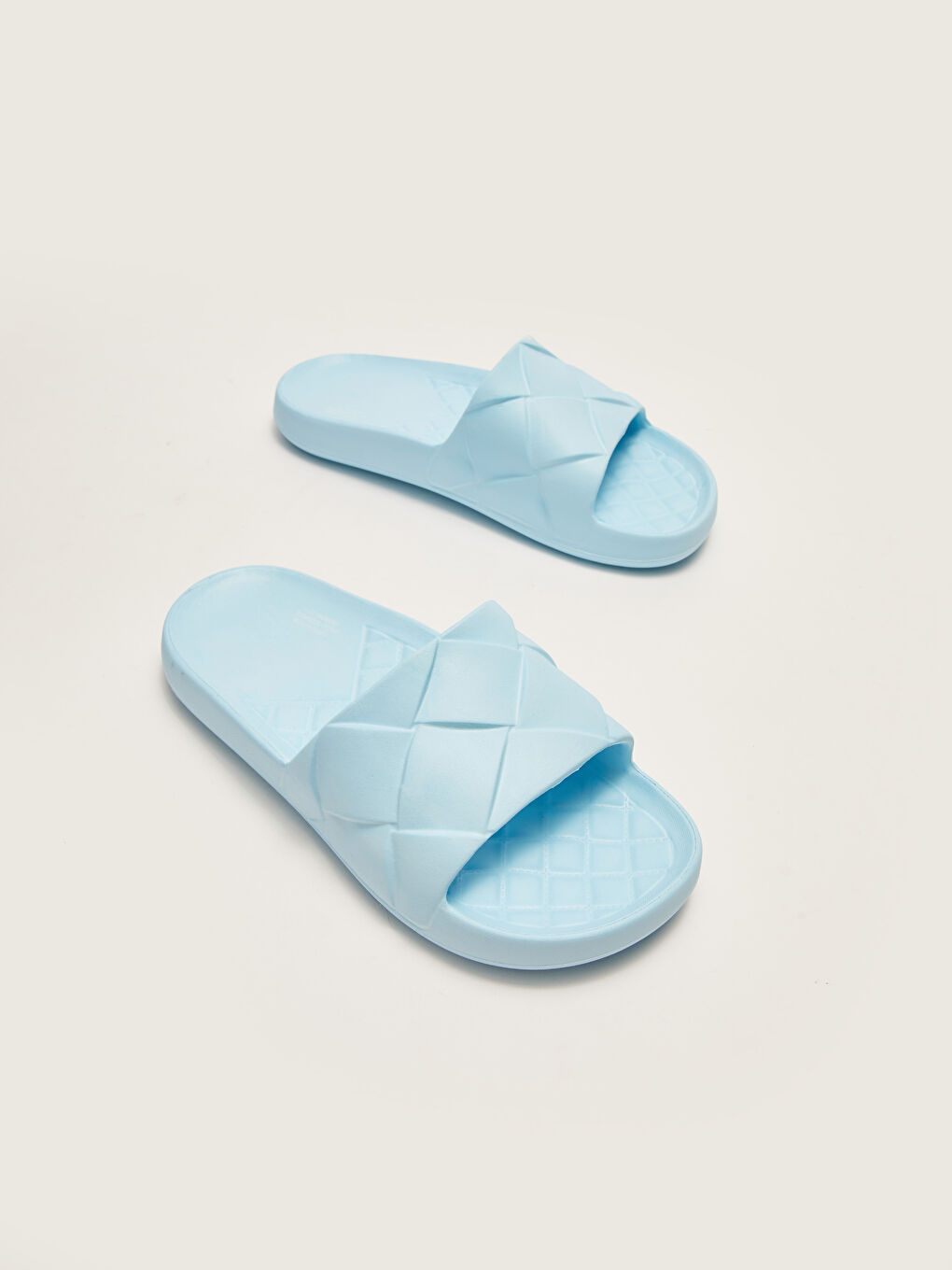 Single Band Self Patterned Women's Slippers-2