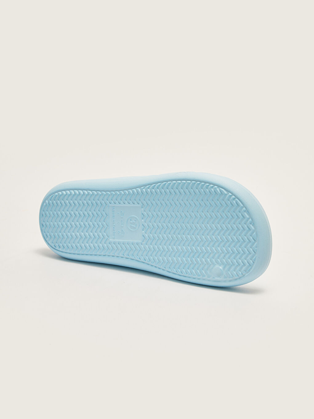 Single Band Self Patterned Women's Slippers-3
