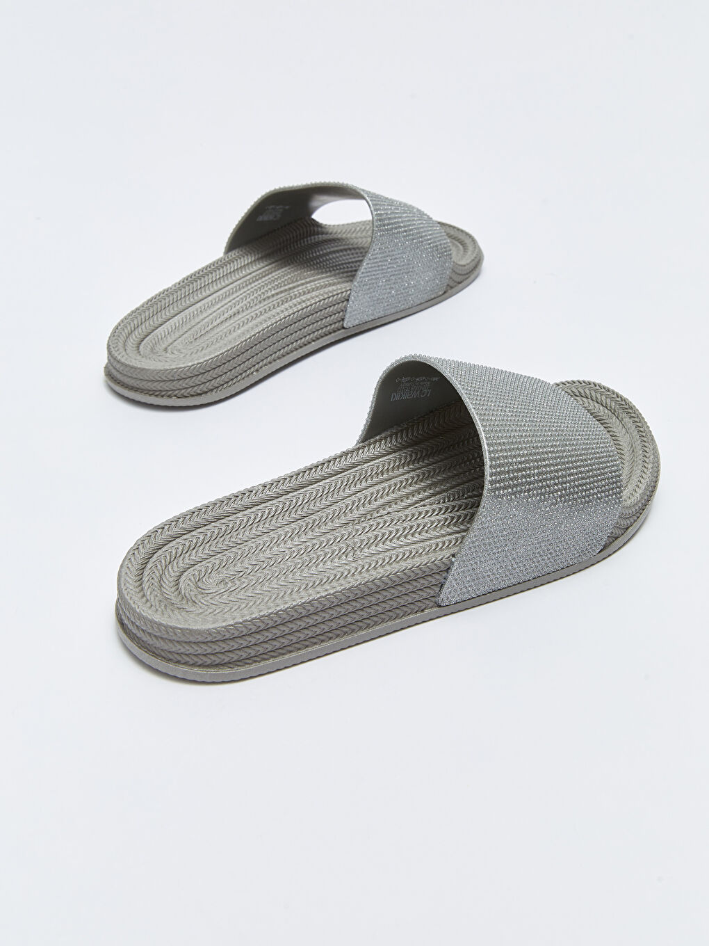 Gri Tek Bantlı Kadın Terlik-4