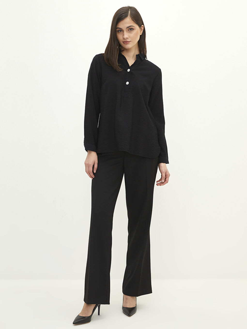 Siyah Gömlek Yaka Düz Uzun Kollu Kadın Bluz-2