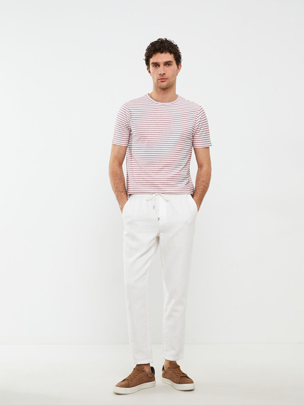 تي شيرت رجالي مخطط بياقة دائرية وكم قصير