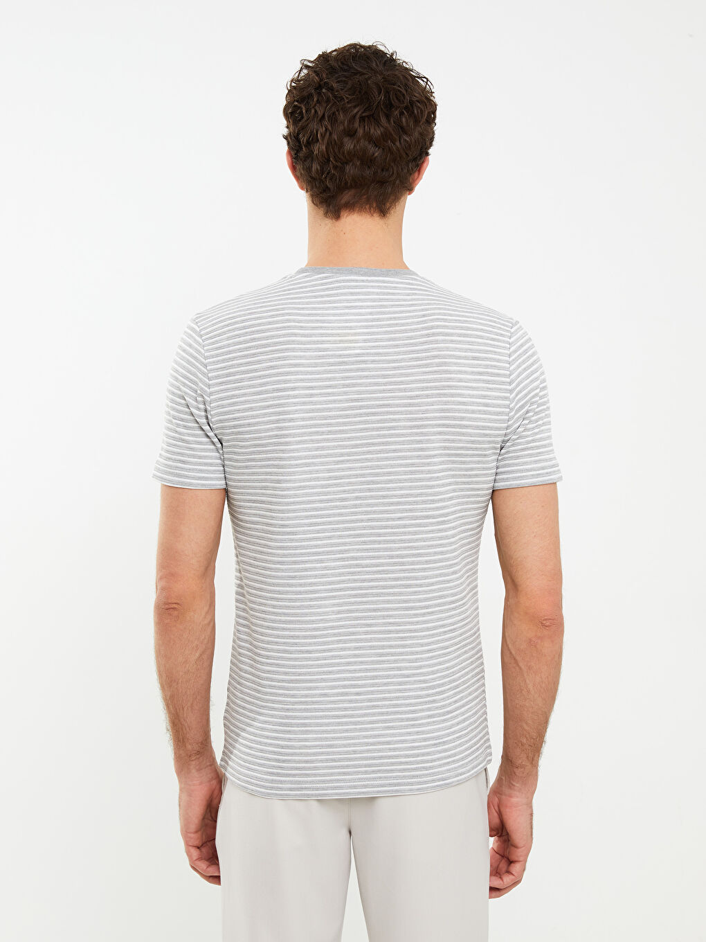 Gri Bisiklet Yaka Kısa Kollu Çizgili Erkek Tişört-4