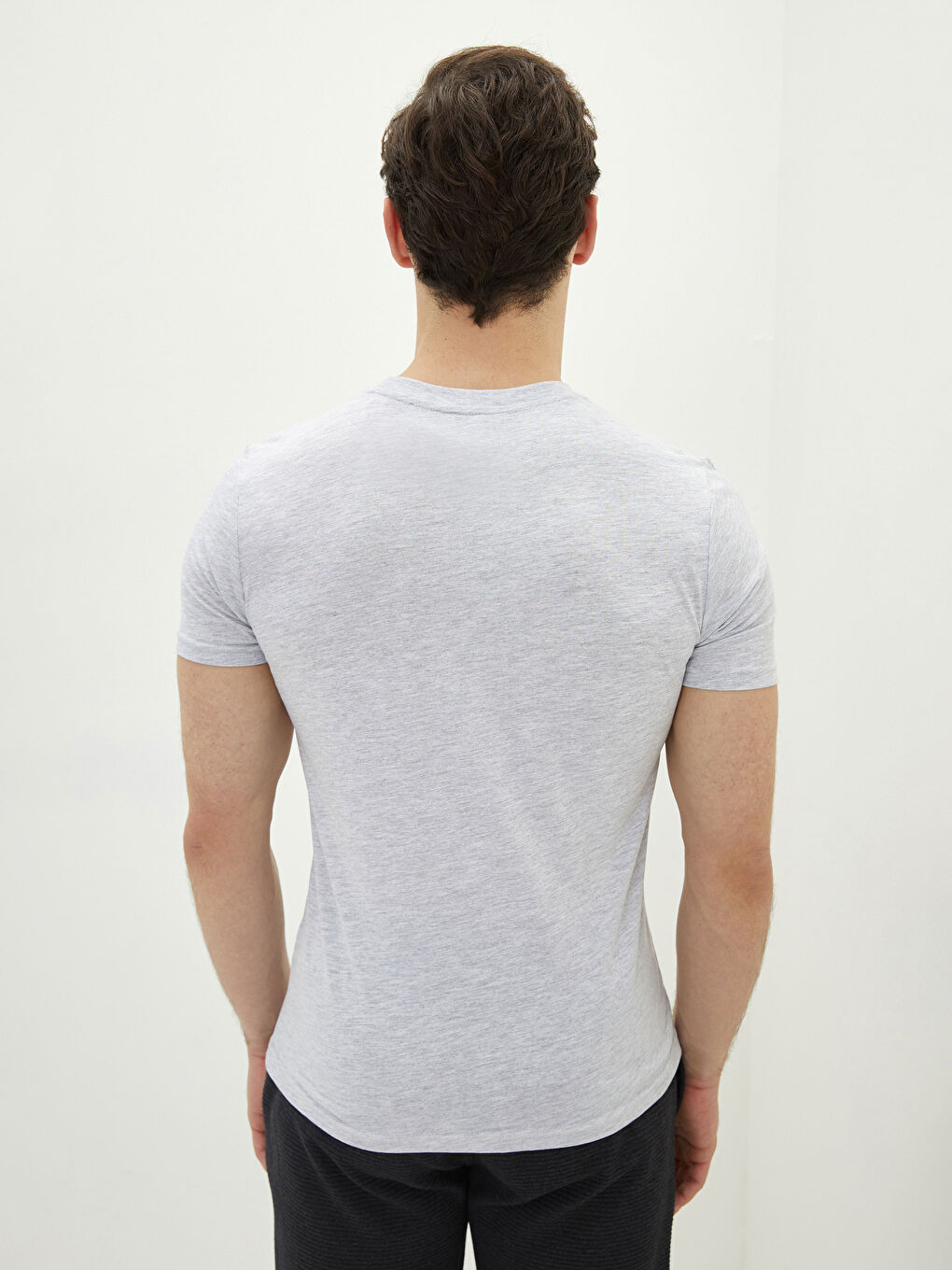 Gri Bisiklet Yaka Kısa Kollu Baskılı Penye Erkek Tişört-4