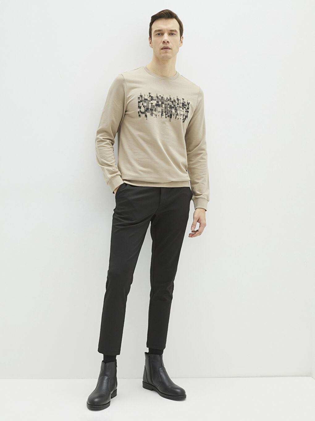 Ерлерге арналған ұзын жең дөңгелек жағалы принтті свитшот-2