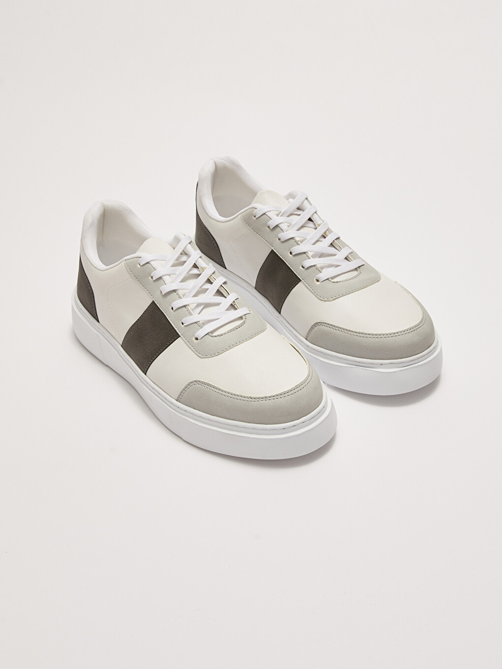 Lace-up Thick Sole Men's Sport Shoes