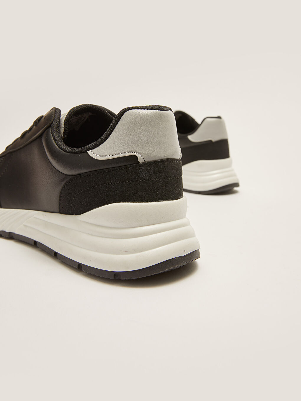 Color Block Lace-Up Men's Sneakers-7