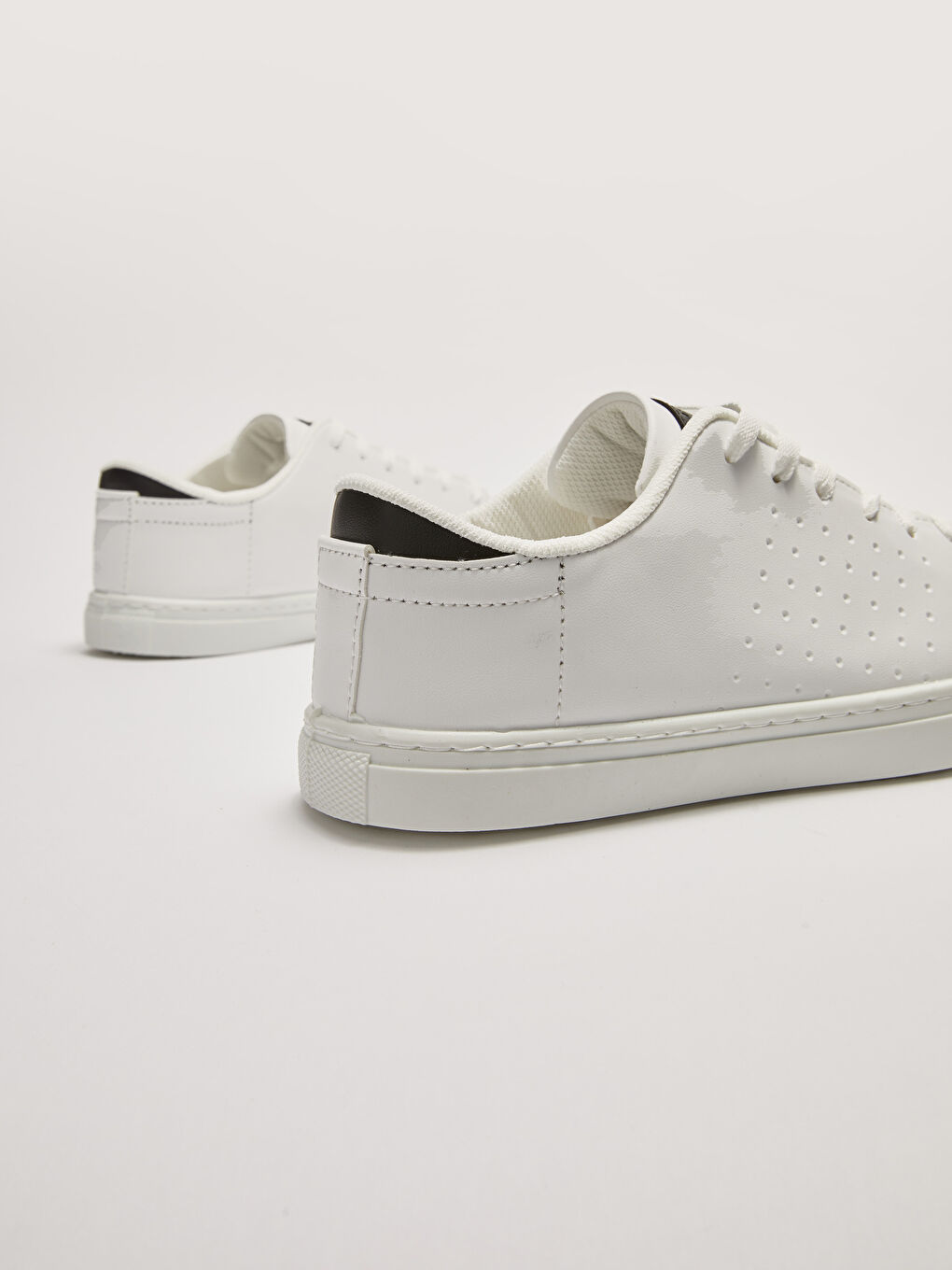 Кроссовки мужские из искусственной кожи на шнурках-8