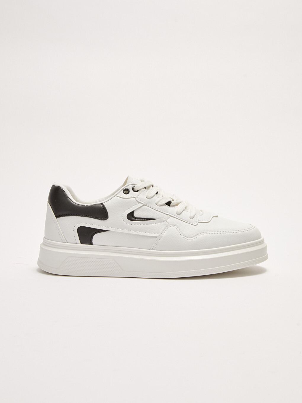 Lace-Up Thick Sole Men's Sport Shoes-1