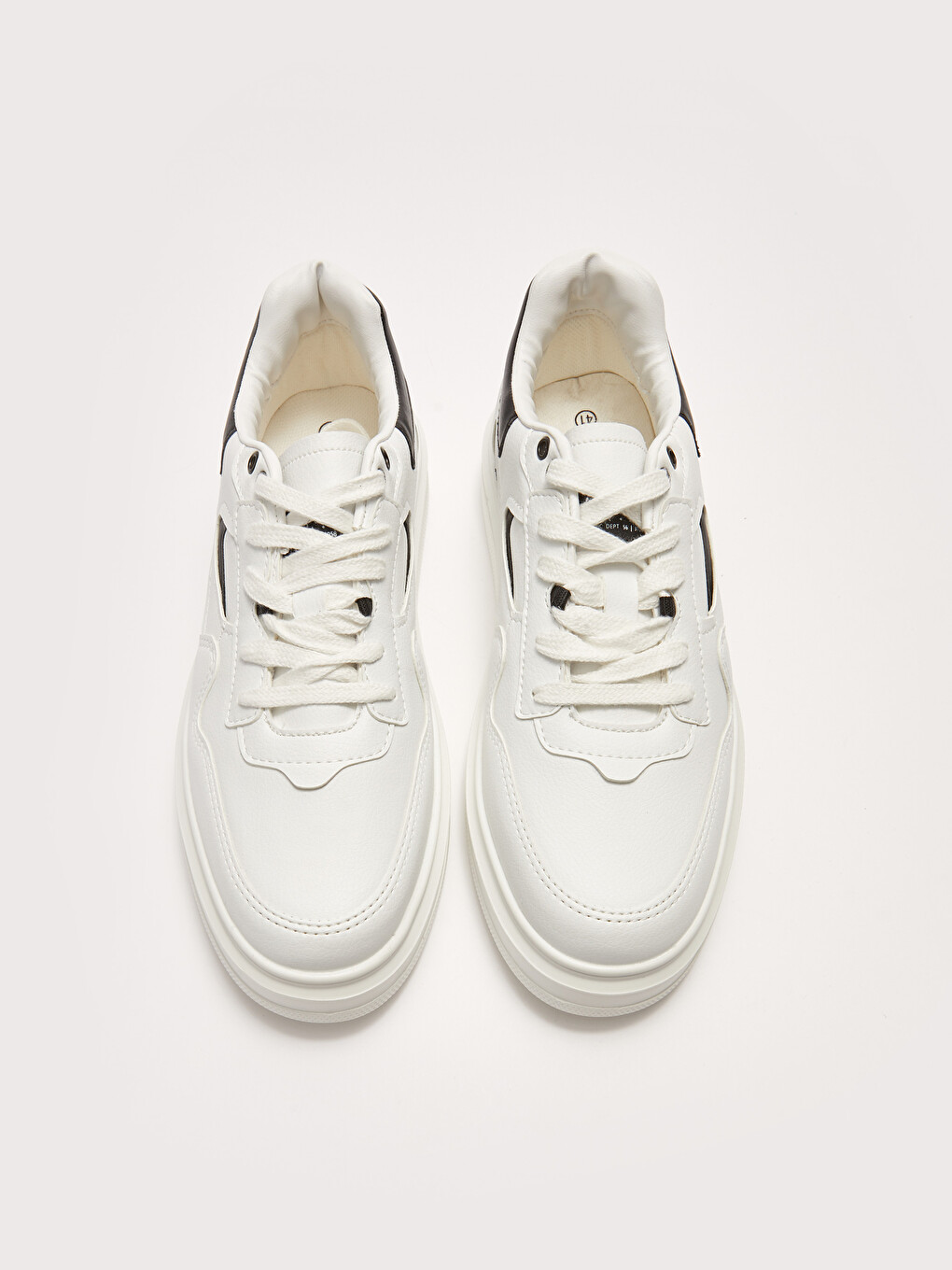 Lace-Up Thick Sole Men's Sport Shoes-5