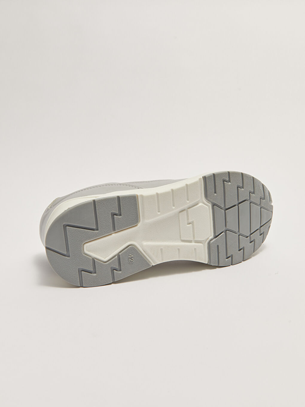 Gri Bağcıklı Erkek Spor Ayakkabı-3