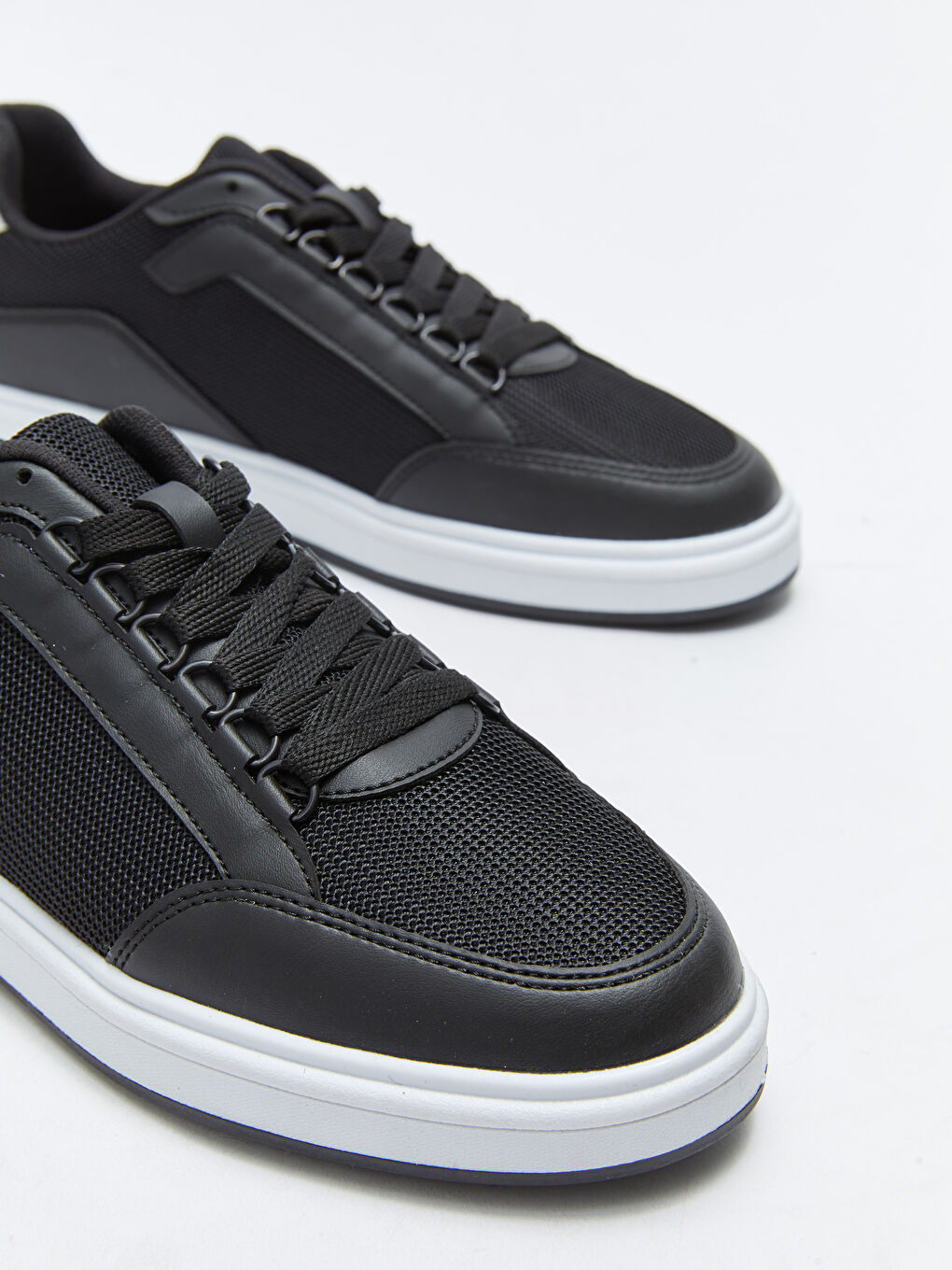 Siyah Bağcıklı Erkek Spor Ayakkabı-2