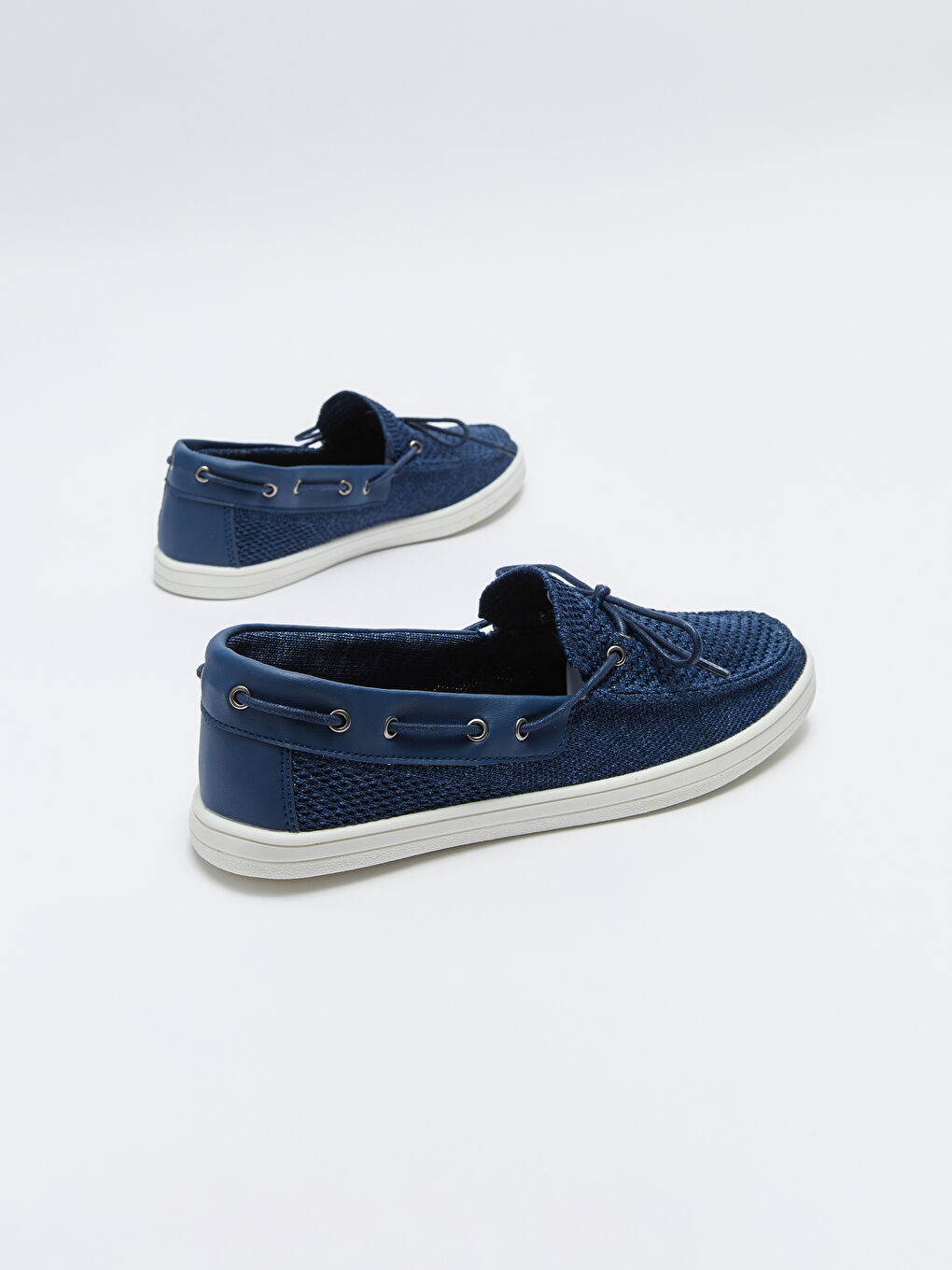 Mocassins pour Hommes avec Détail en Dentelle et Couture Décorative-3