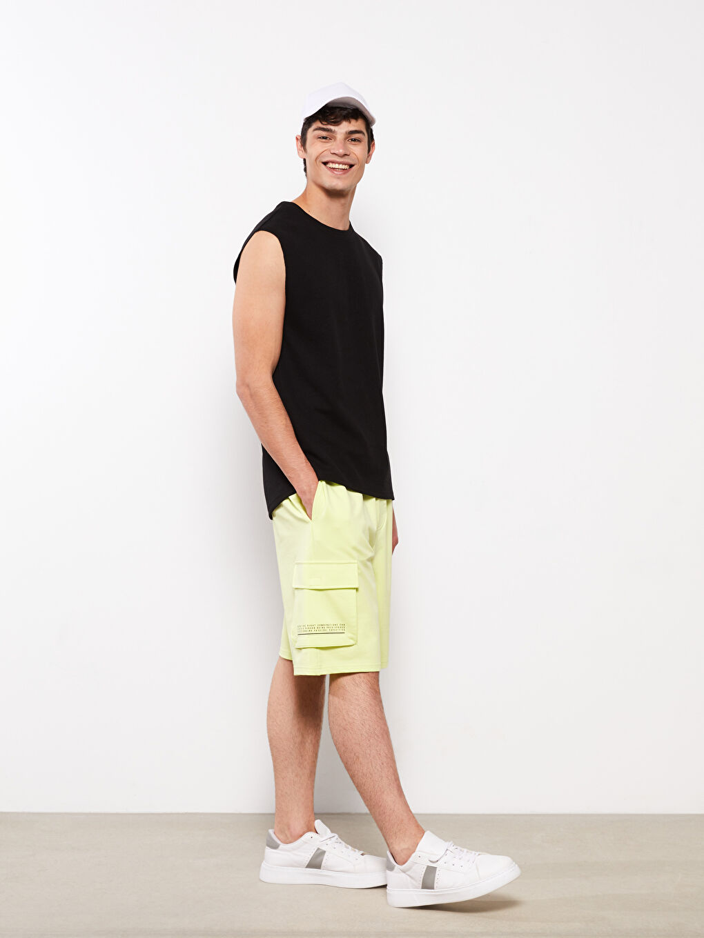 Slim Fit Knitted Men Shorts -S2DO13Z8-RRB