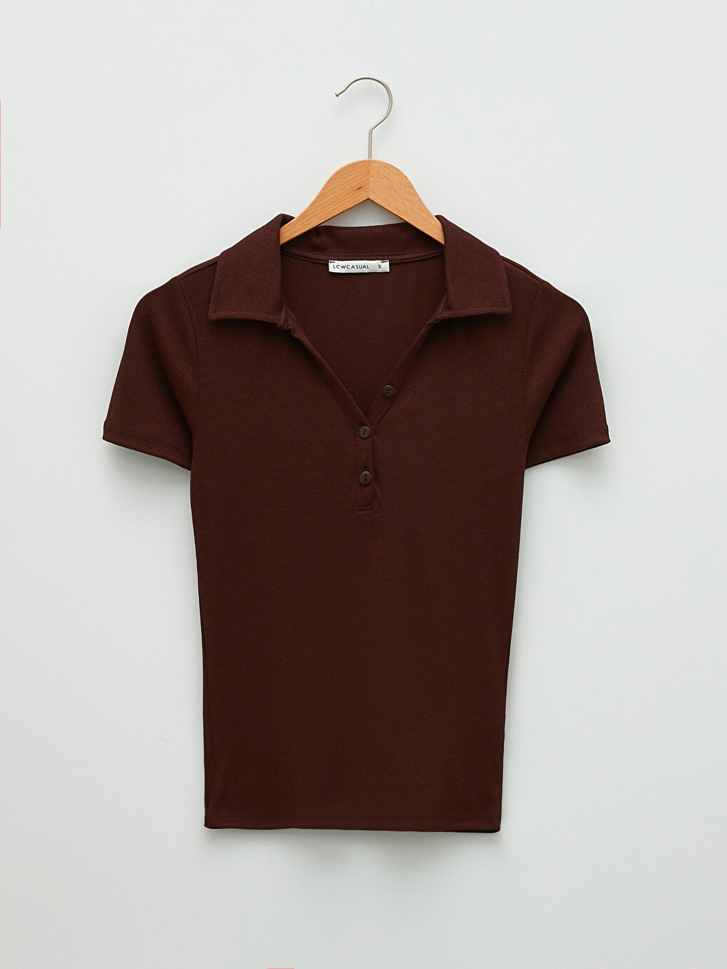 Kahverengi Polo Yaka Düz Kısa Kollu Kadın Tişört-5