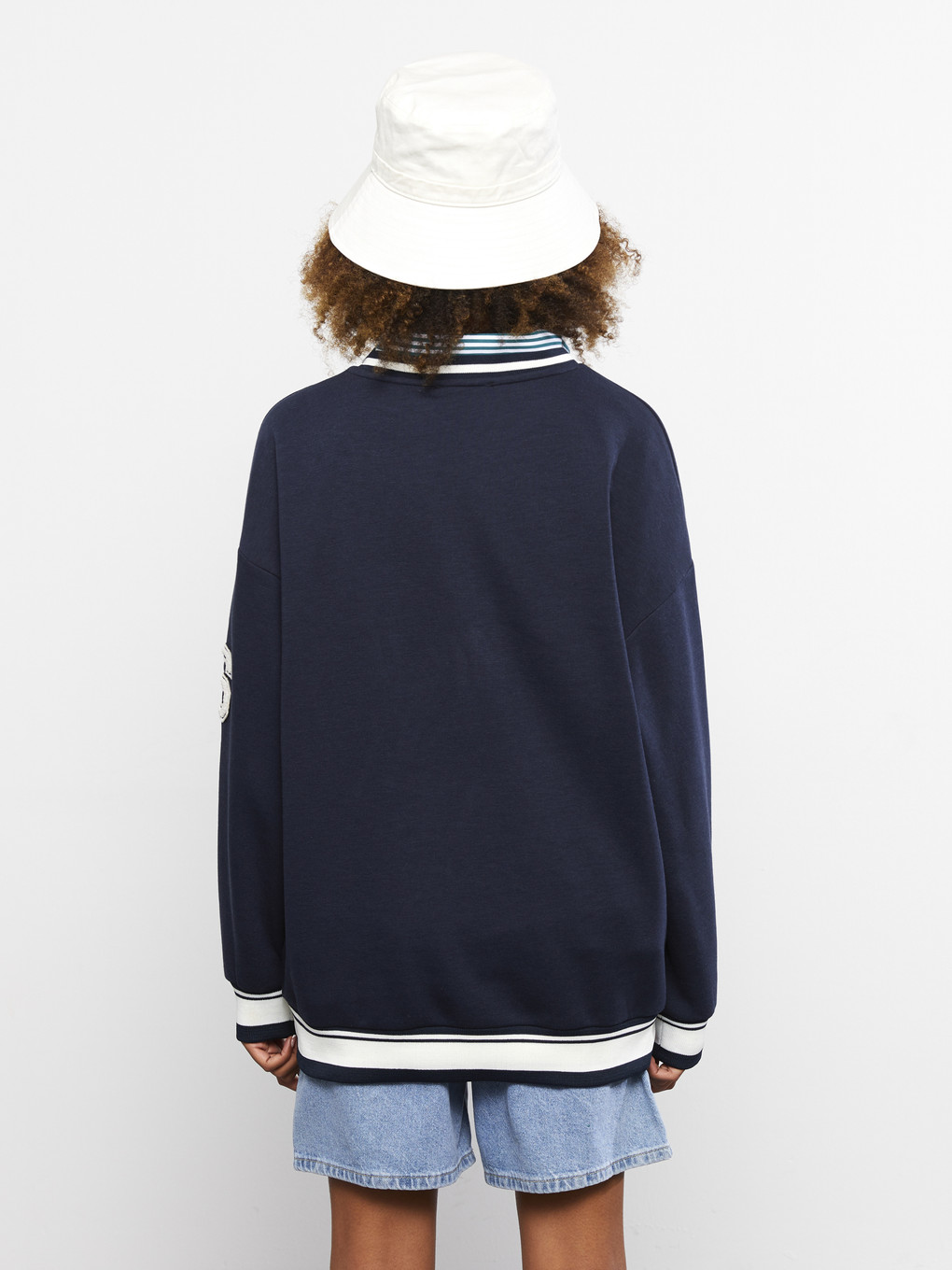 Lacivert V Yaka Baskılı Kadın Kalın Sweatshirt-3