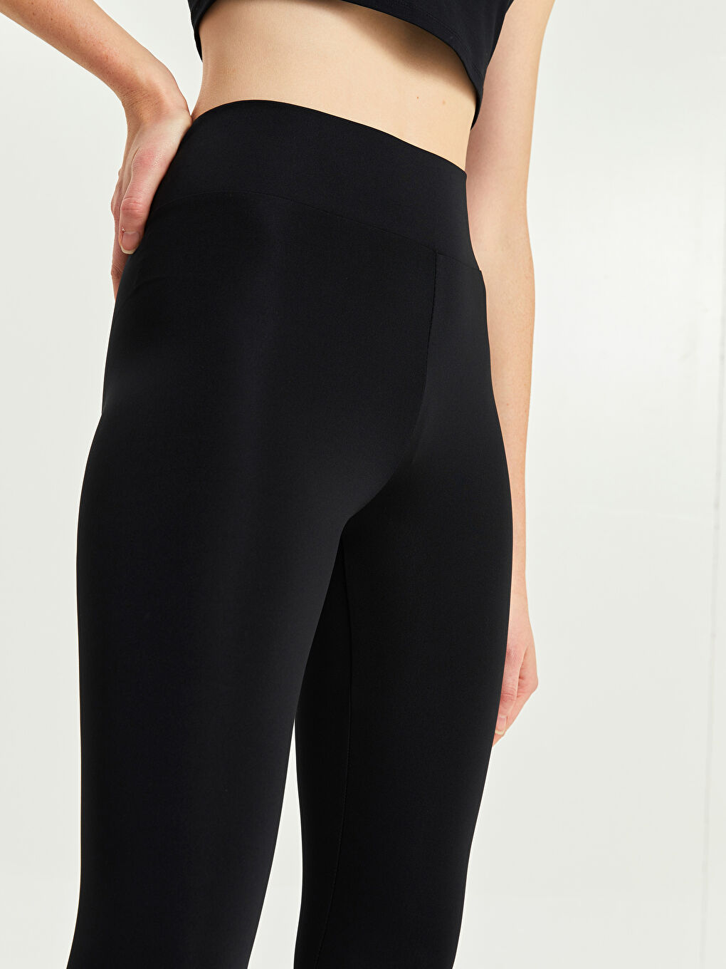 Siyah Kadın Beli Lastikli Düz Tayt-2