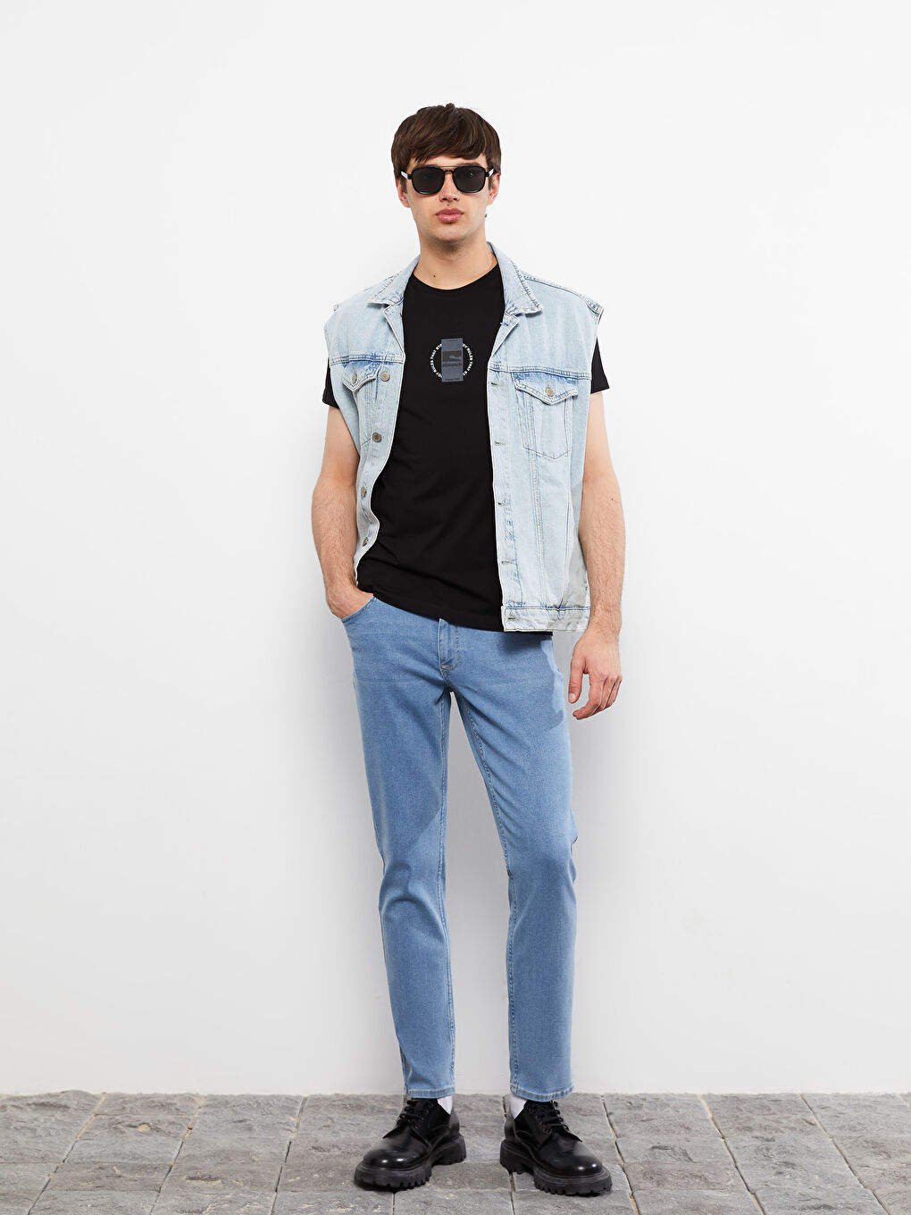 Siyah Bisiklet Yaka Kısa Kollu Baskılı Penye Erkek Tişört