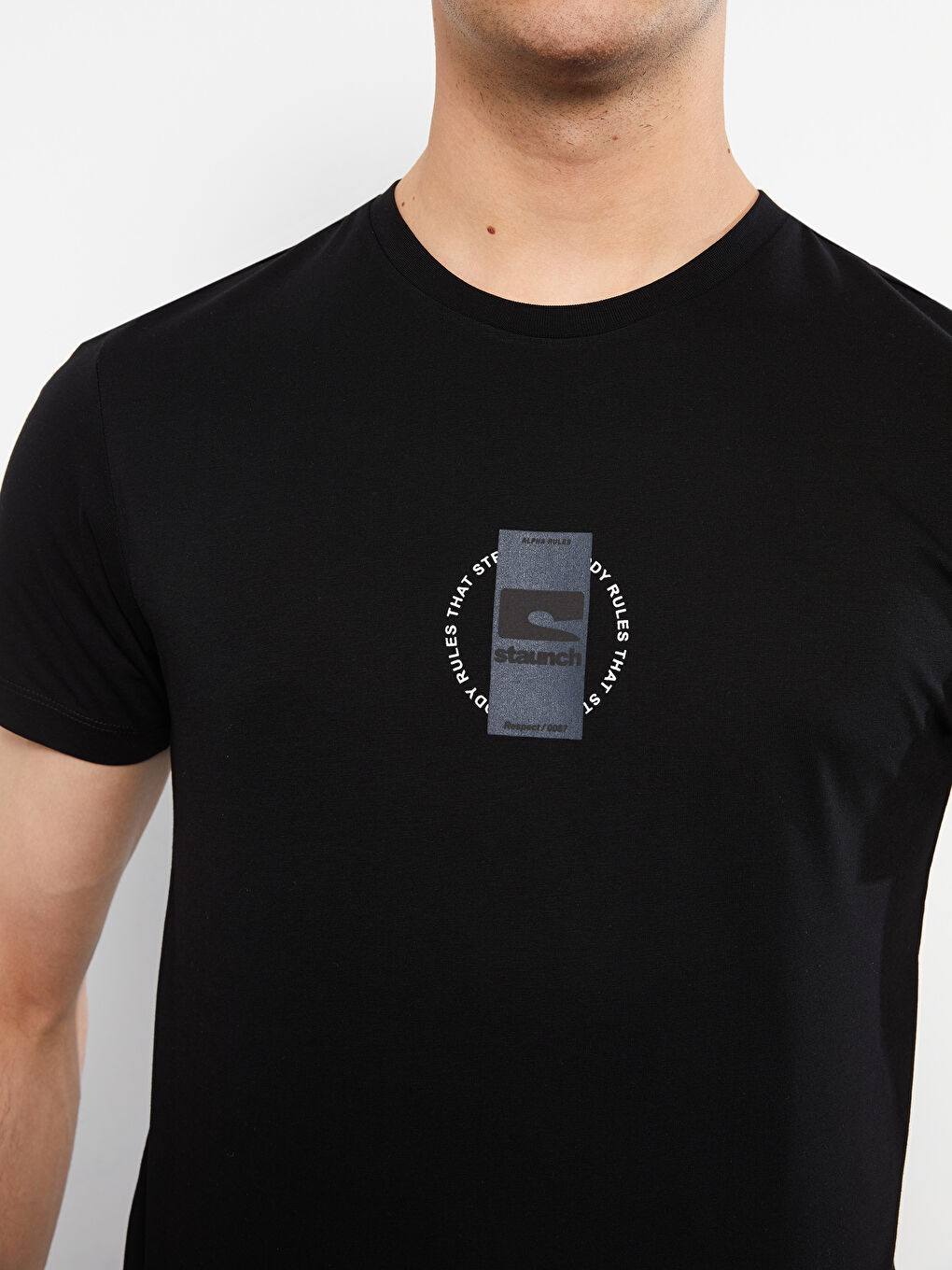 Siyah Bisiklet Yaka Kısa Kollu Baskılı Penye Erkek Tişört-3