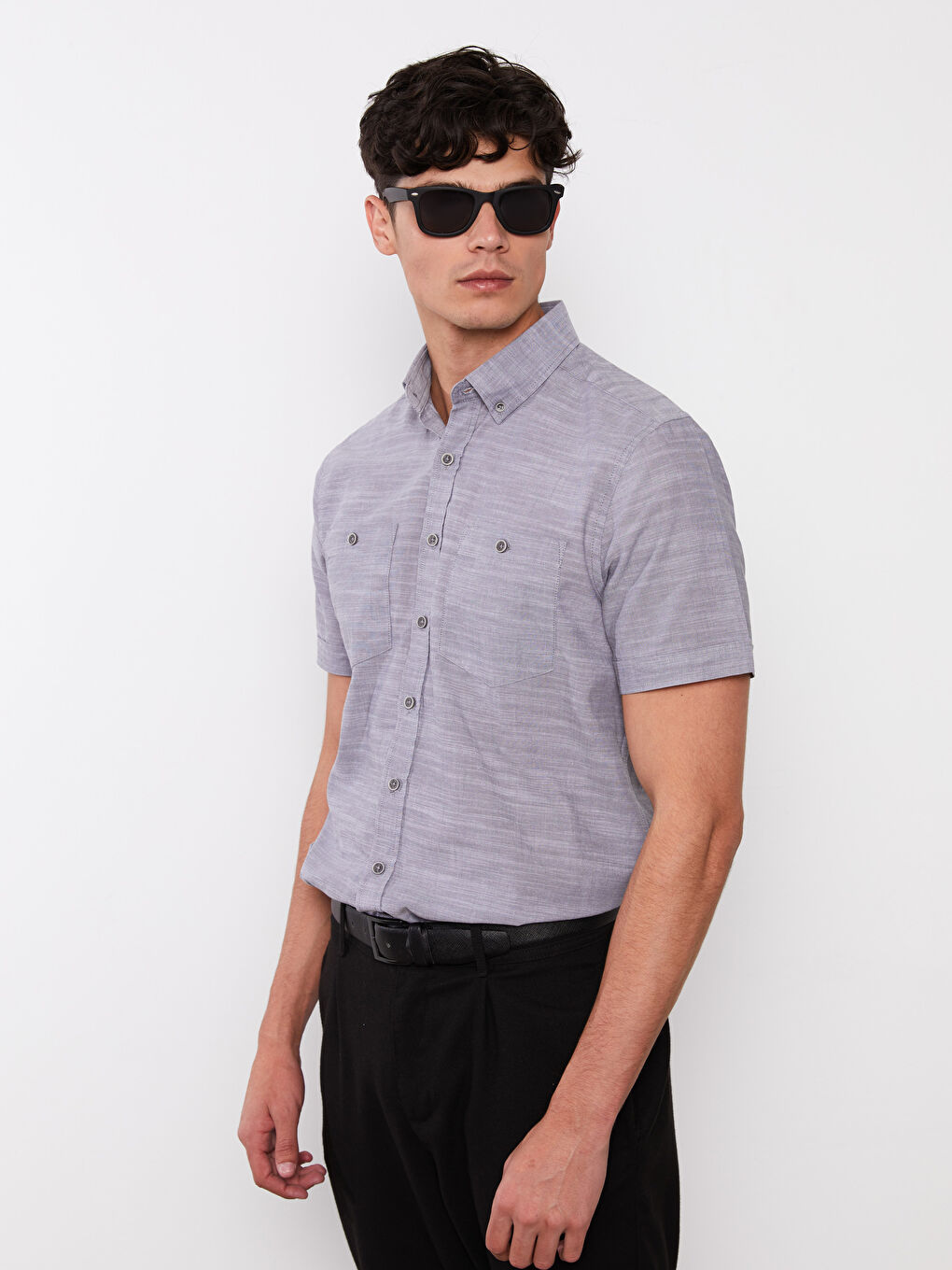 قميص بوبلين كم قصير بقصة عادية للرجال